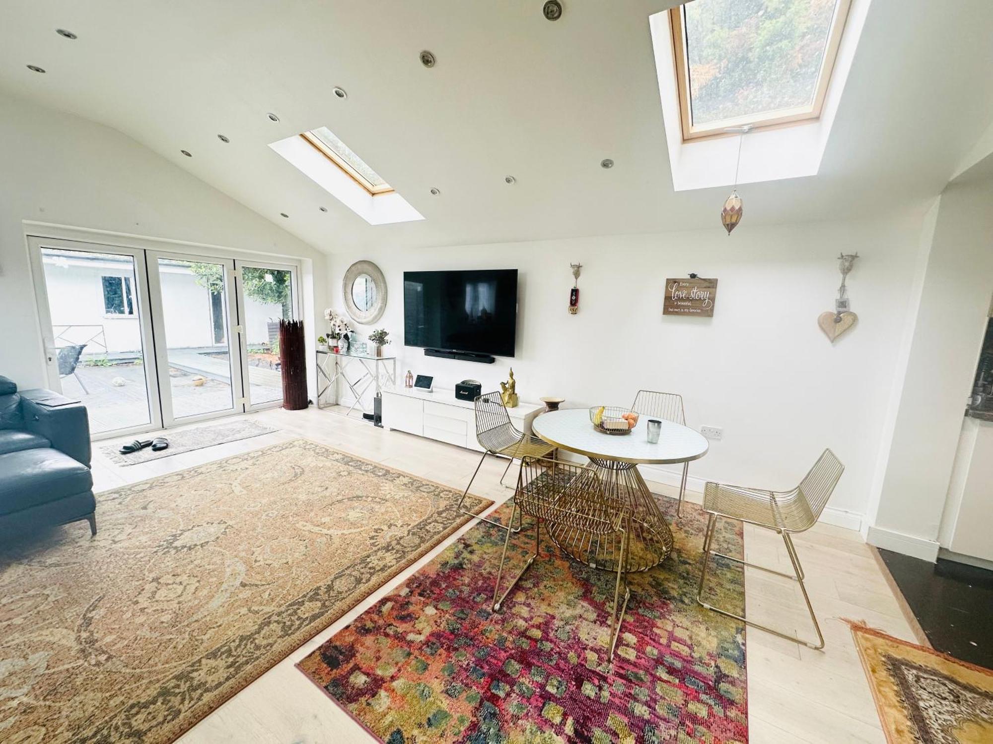 Beautiful Home In London With Easy Access To Central London Sutton  Exteriör bild