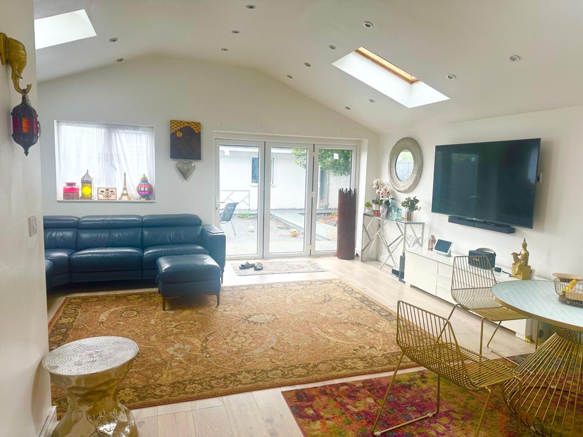 Beautiful Home In London With Easy Access To Central London Sutton  Exteriör bild